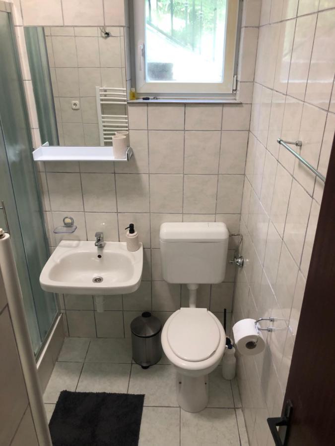 Apartman Ana Vrlika Buitenkant foto